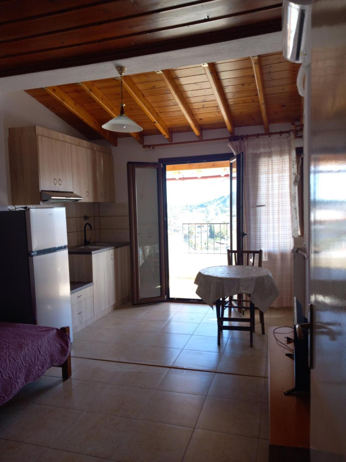 Katerinas Apartmens Città di Skiathos Esterno foto
