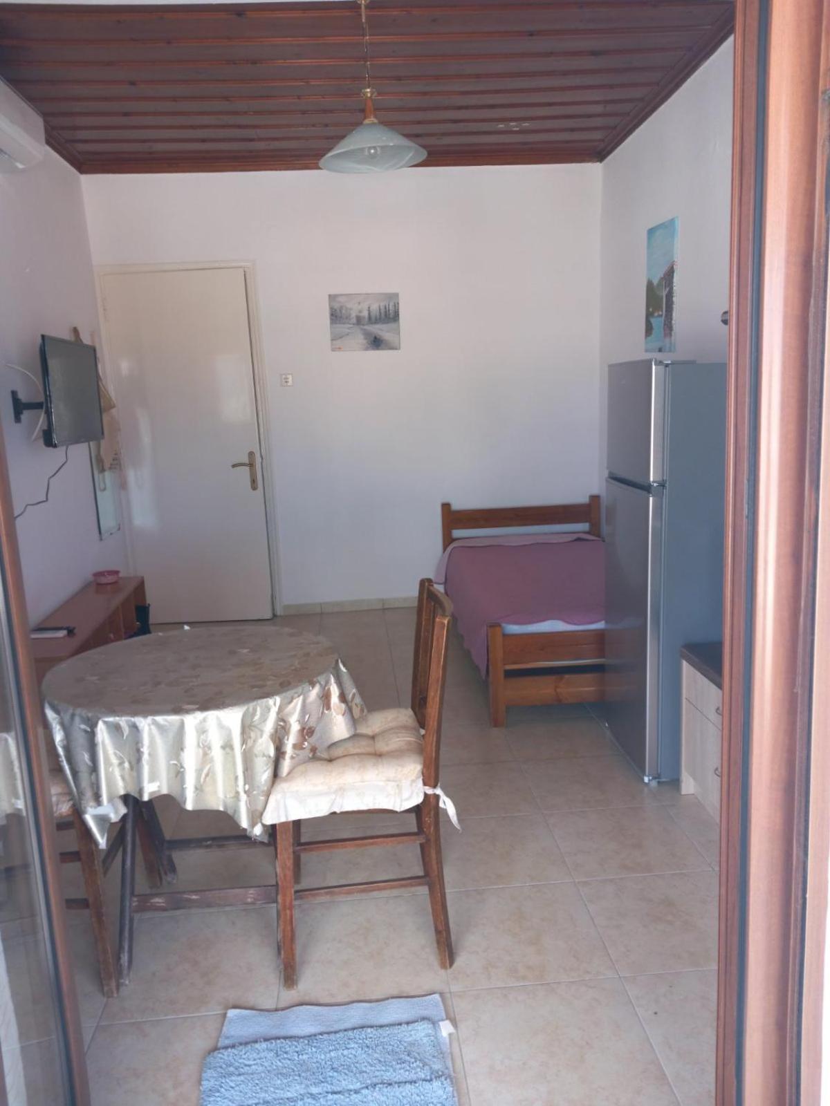 Katerinas Apartmens Città di Skiathos Esterno foto