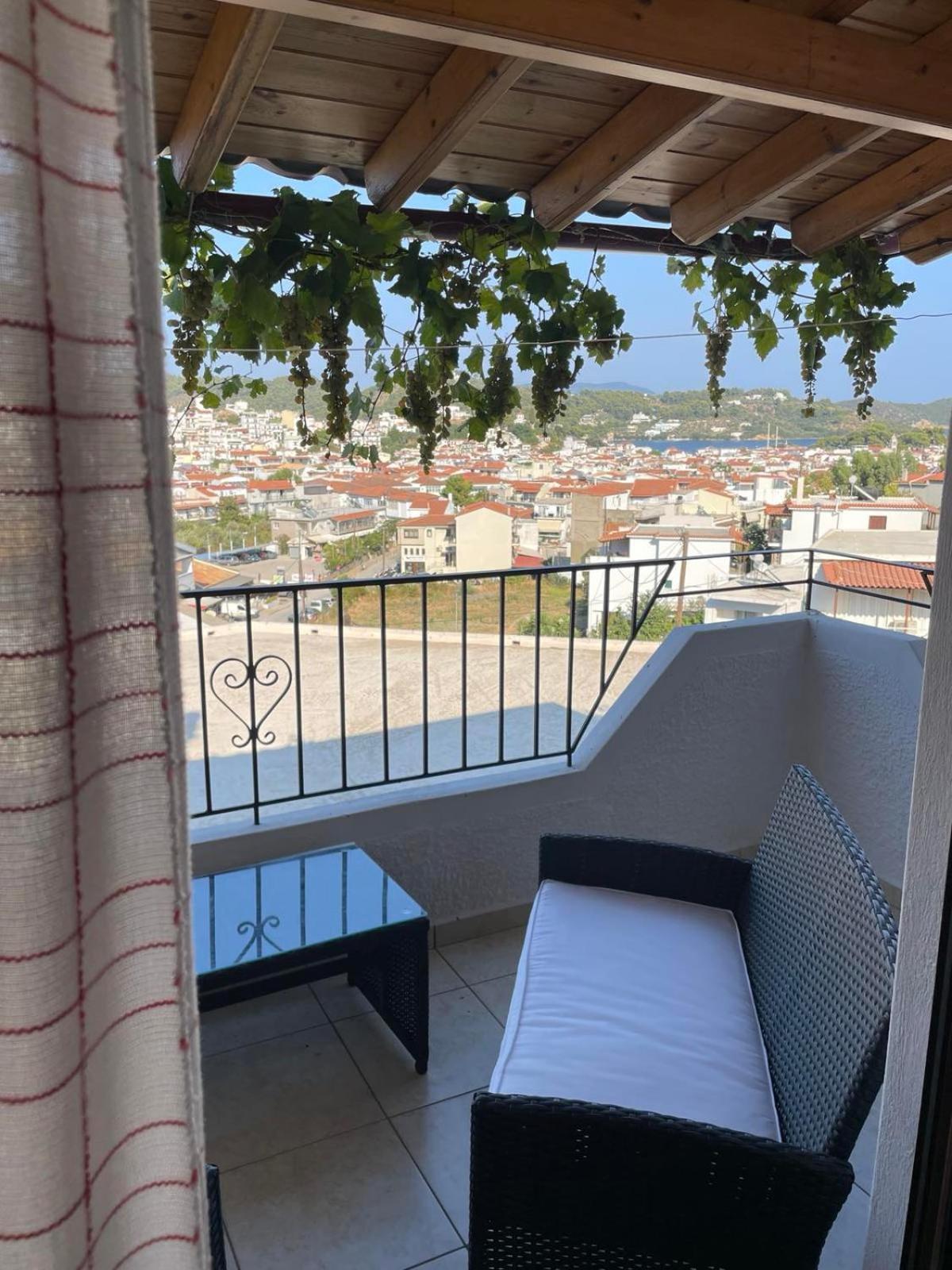 Katerinas Apartmens Città di Skiathos Esterno foto