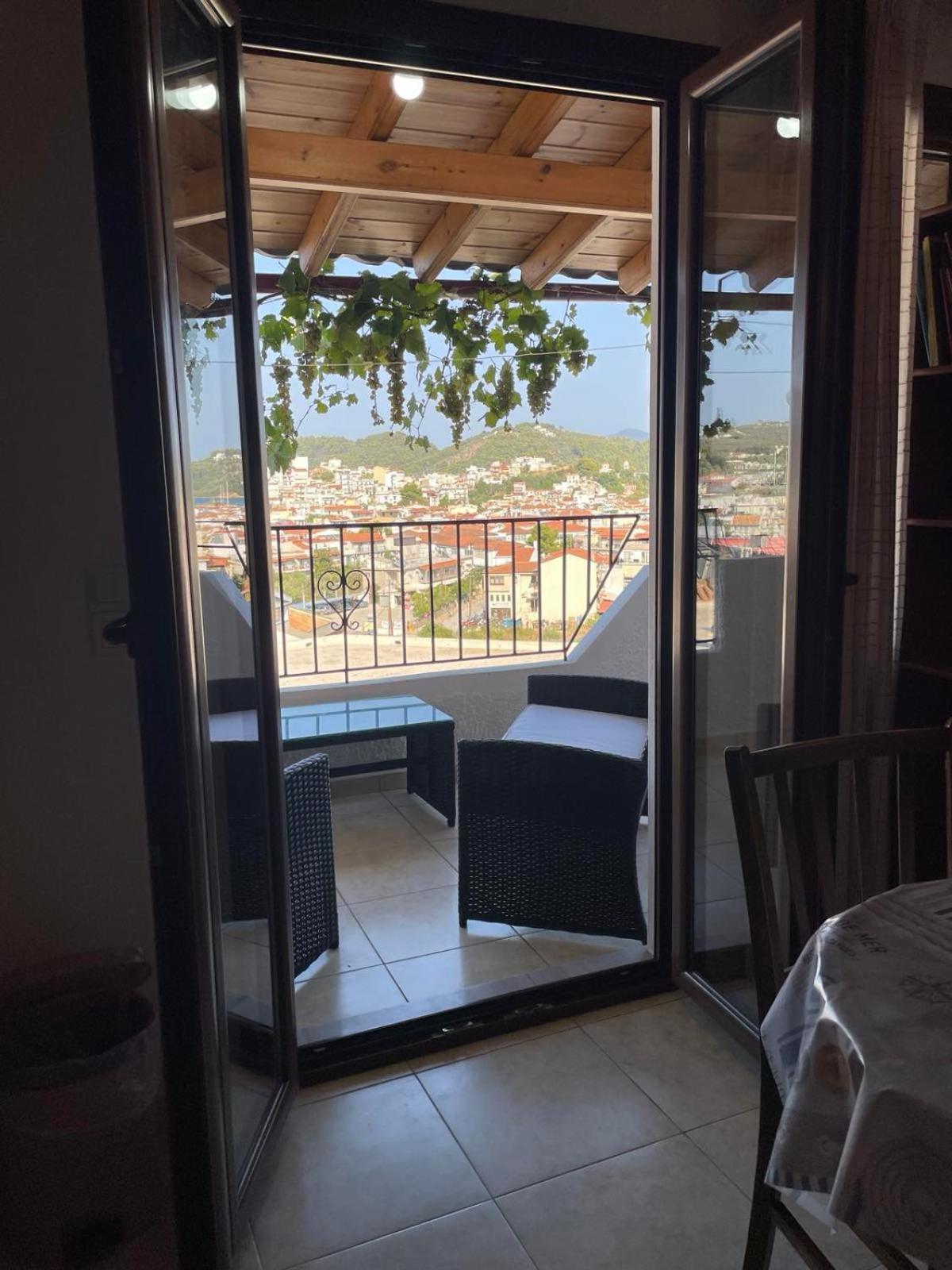 Katerinas Apartmens Città di Skiathos Esterno foto