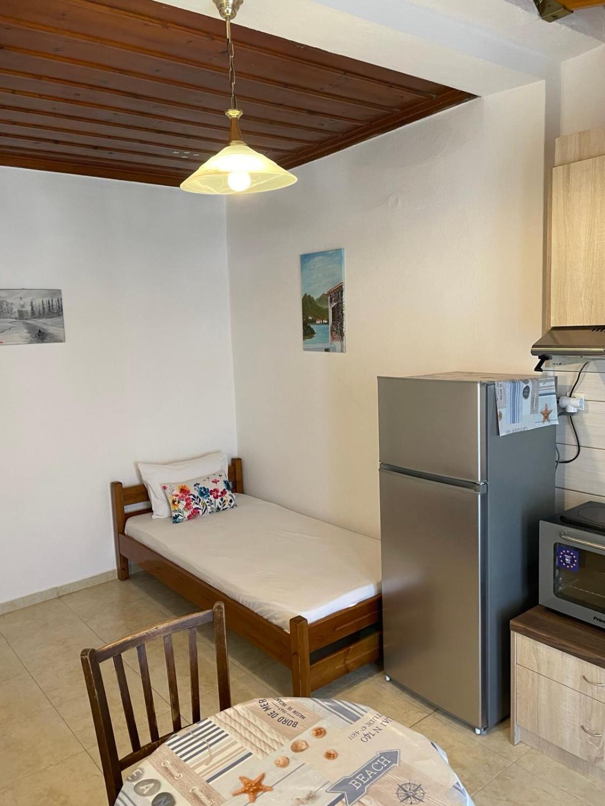 Katerinas Apartmens Città di Skiathos Esterno foto