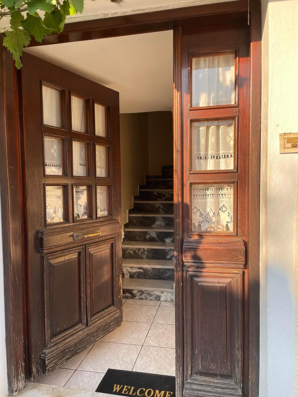 Katerinas Apartmens Città di Skiathos Esterno foto